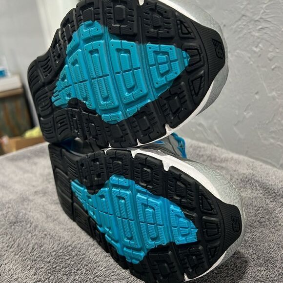 🔥🔥 NEW BALANCE 1540v3 Running Shoes Women Sz 9.5 (2E) Gray/Aqua - EUC - Picture 11 of 14